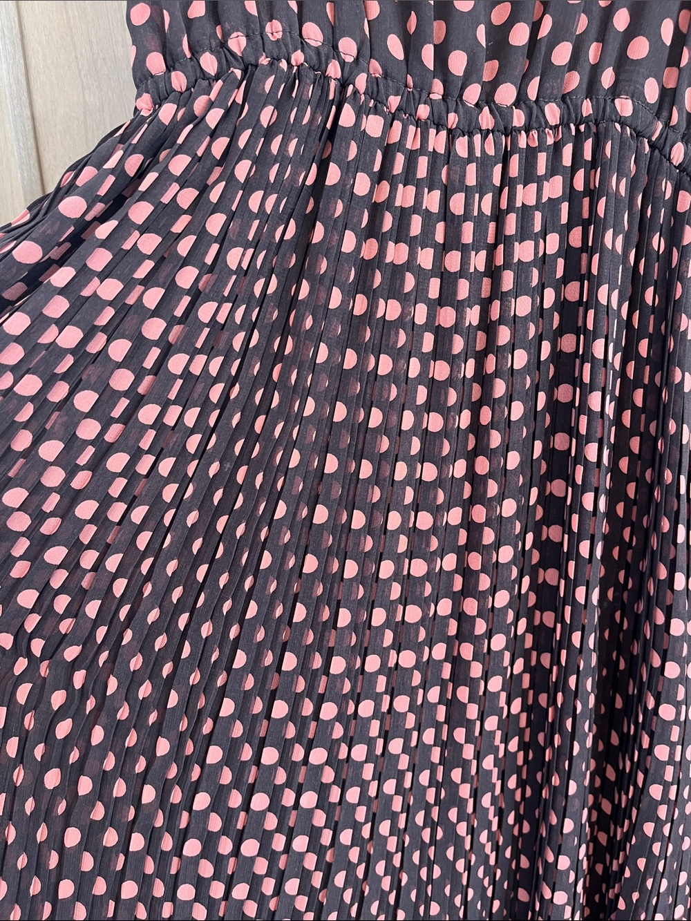 O2 Collection Pleated Dress - Picture 3 of 5